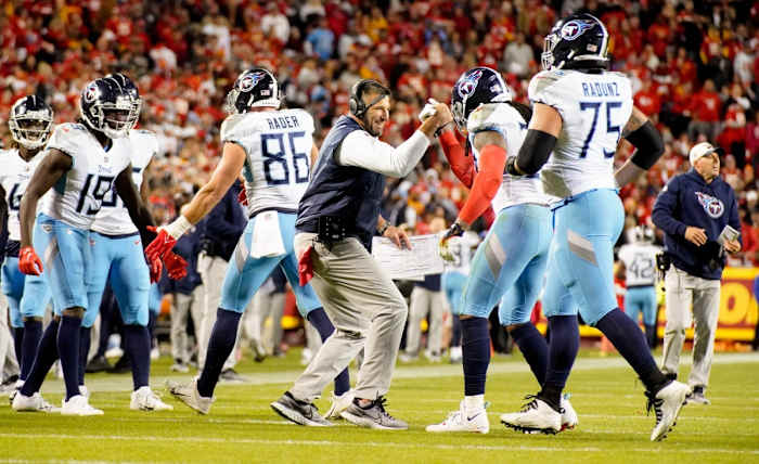 Tennessee Titans head coach Mike Vrabel celebrates with running back Derrick Henry (22) after his second touchdown of the second quarter at GEHA Field at Arrowhead Stadium Sunday, Nov. 6, 2022, in Kansas City, Mo.